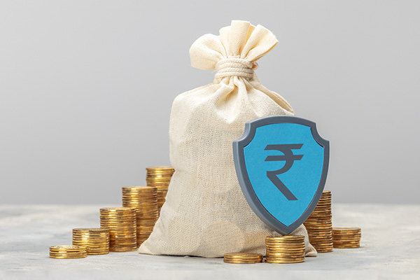 What are the types of Fixed Deposits?